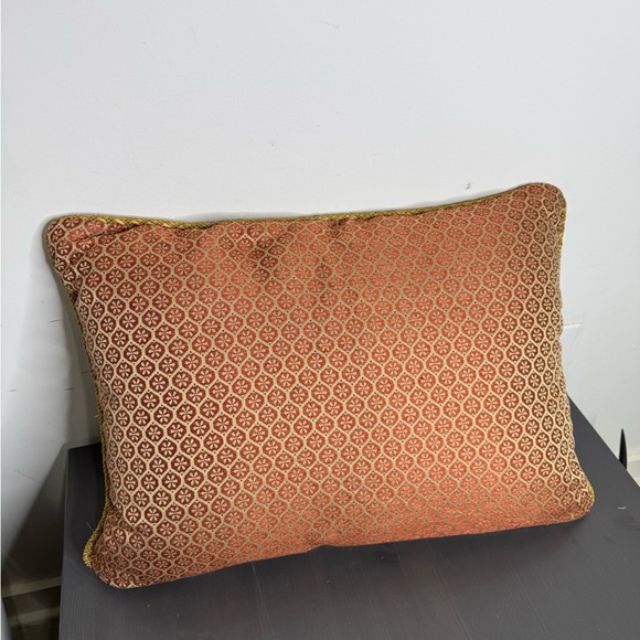 Waterford Linens‎ Floral Pillow - Picture 3 of 6